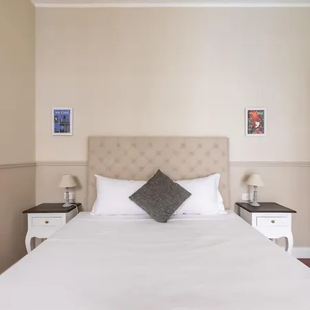 Appartamento Charming With Patio A Few Steps From Colosseum *